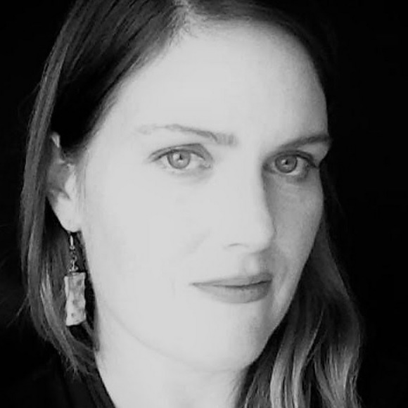 Meet your Posher, Emily - Picture 1 of 1